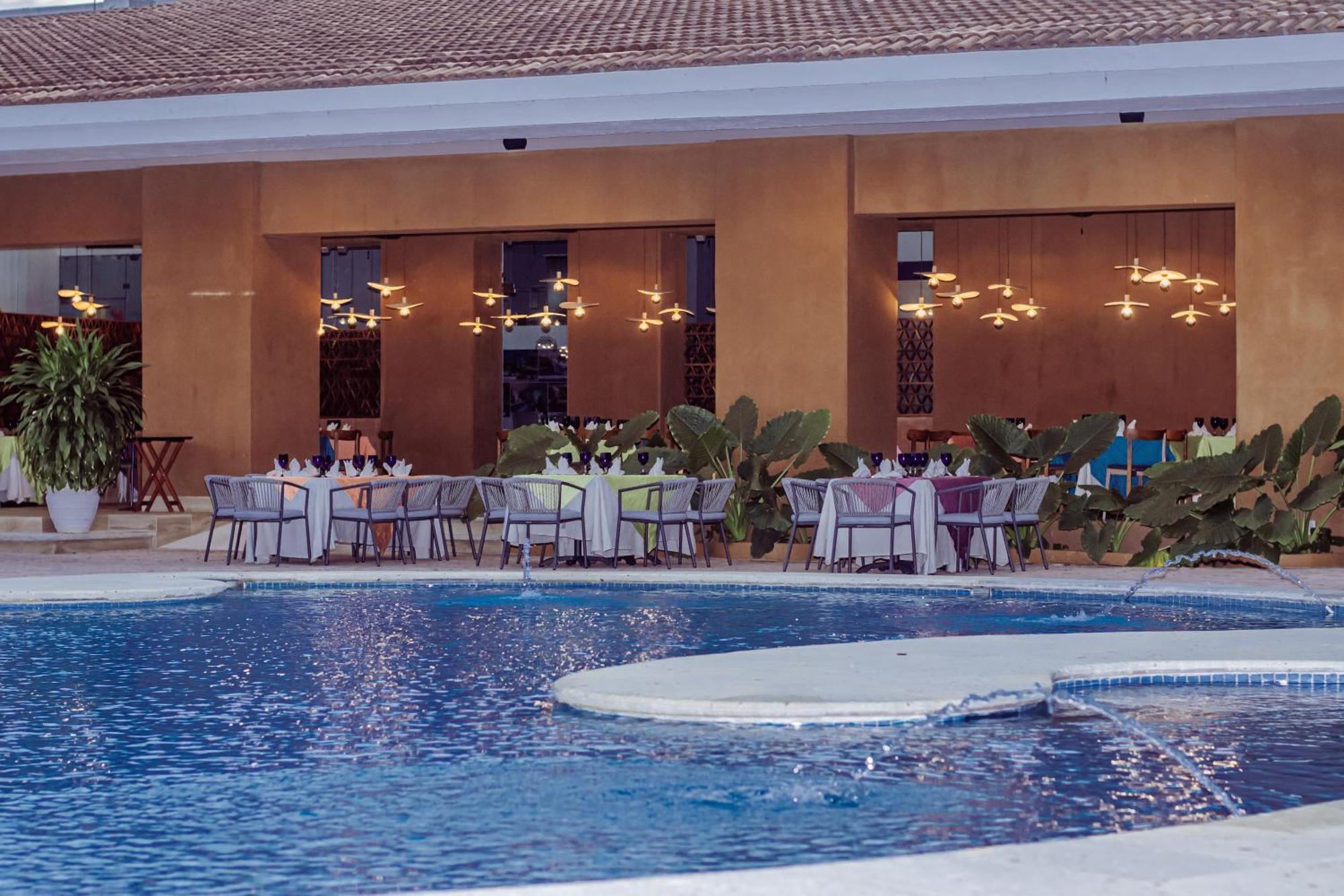 Park Royal Beach Huatulco Tangolunda Exterior photo