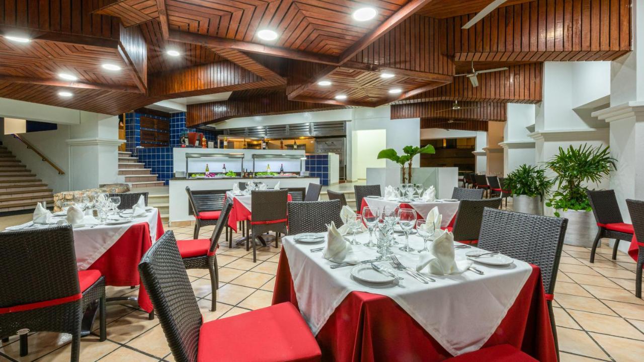 Park Royal Beach Huatulco Tangolunda Exterior photo